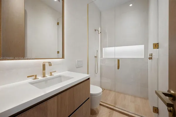 $200,000 | 424 West Rivo Alto Drive, Miami Beach, FL 33139