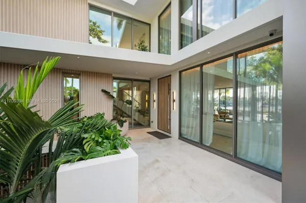 $200,000 | 424 West Rivo Alto Drive, Miami Beach, FL 33139