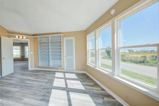 $325,000 | 26 Tarpon Lane, Freeport, TX 77541