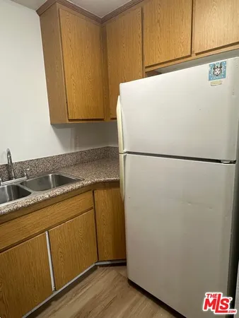 $1,575 | 428 South Grand View Street, Unit 204, Los Angeles, CA 90057