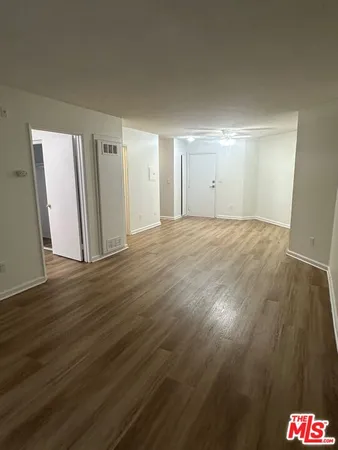 $1,575 | 428 South Grand View Street, Unit 204, Los Angeles, CA 90057