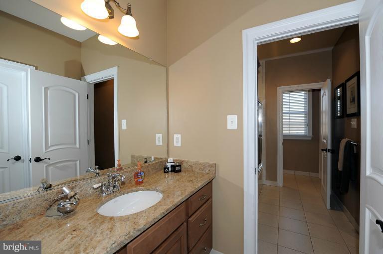 2641 Prices Distillery Road Clarksburg, MD 20871 - Photo 12 of 30 Jack and Jill Dual Entry Hall Bath