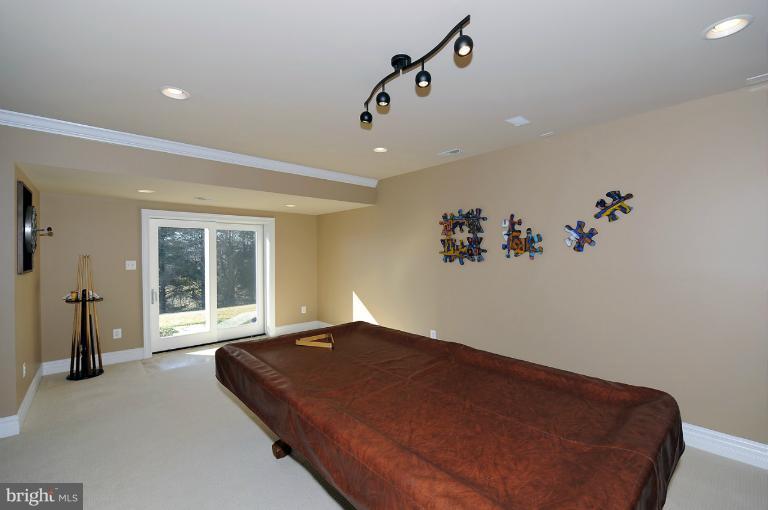 2641 Prices Distillery Road Clarksburg, MD 20871 - Photo 15 of 30 Den