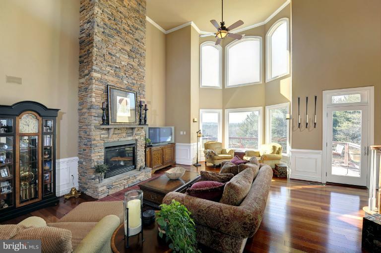 2641 Prices Distillery Road Clarksburg, MD 20871 - Photo 17 of 30 Family Room