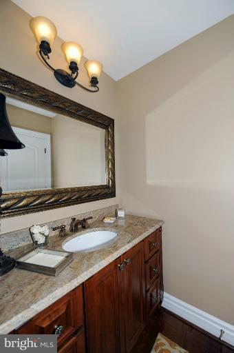 2641 Prices Distillery Road Clarksburg, MD 20871 - Photo 23 of 30 Powder Room