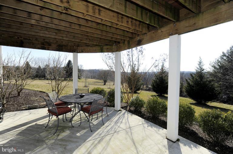 2641 Prices Distillery Road Clarksburg, MD 20871 - Photo 29 of 30 Exterior (Rear)