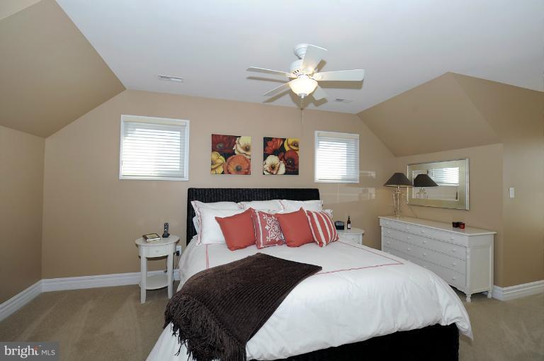 2641 Prices Distillery Road Clarksburg, MD 20871 - Photo 10 of 30 Bedroom