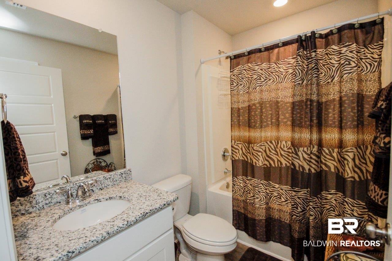 23123 Shadowridge Drive Daphne, AL 36526 - Photo 4 of 23 Guest Bath