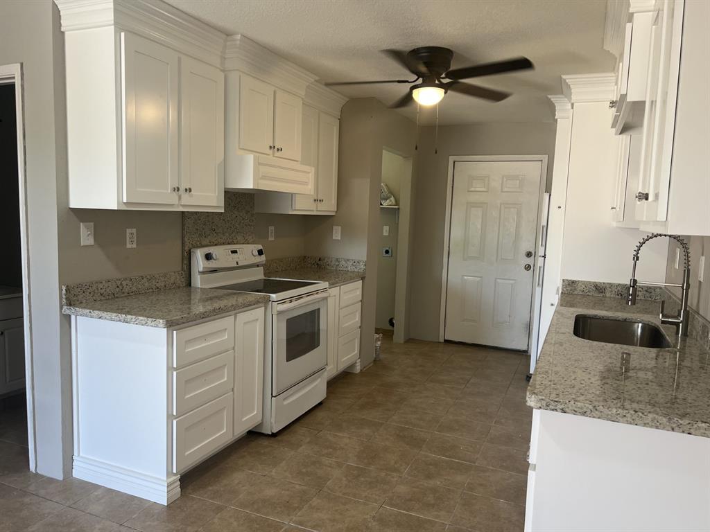 3272 Tesoro Loop, Unit 1 Eagle Pass, TX 78852 - Photo 2 of 9