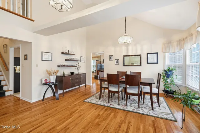 $399,900 | 138 Killarney Drive, Niskayuna, NY 12309