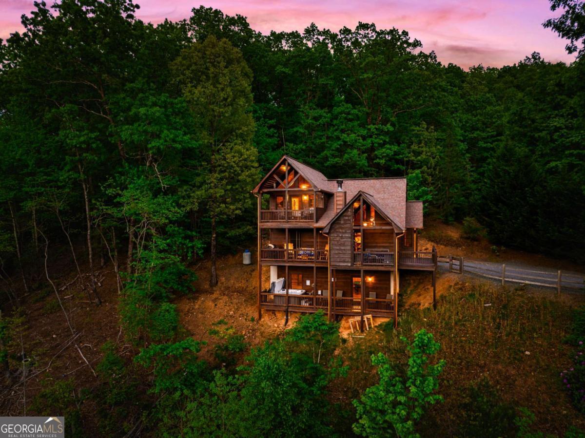 273 Deer Crest Heights Blue Ridge, GA 30513 - Photo 5 of 73