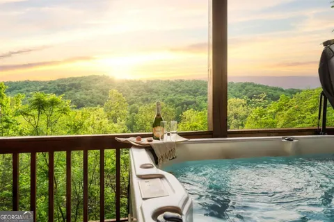 $840,000 | 273 Deer Crest Heights, Blue Ridge, GA 30513