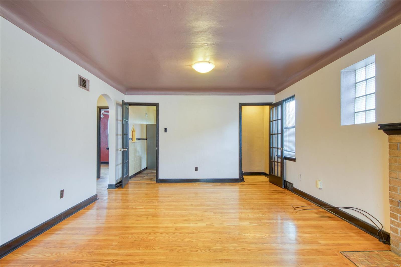 705 North Florissant Road St. Louis, MO 63135 - Photo 2 of 23 Gallery Image 2