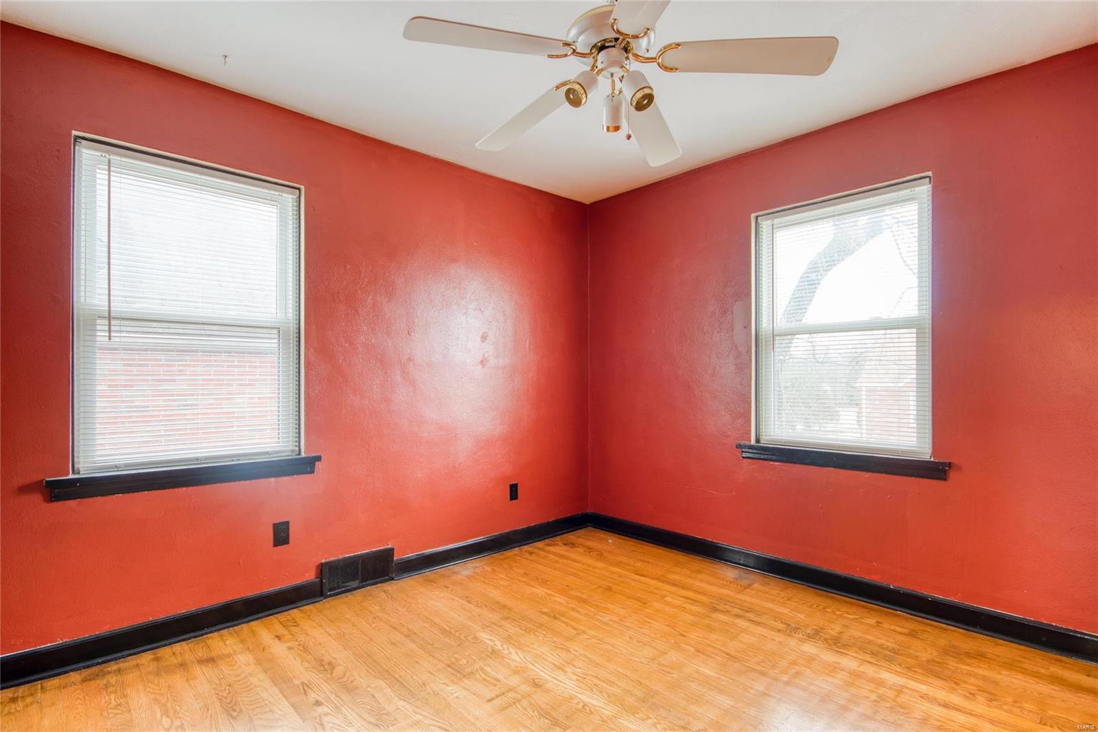 705 North Florissant Road St. Louis, MO 63135 - Photo 11 of 23 Gallery Image 11