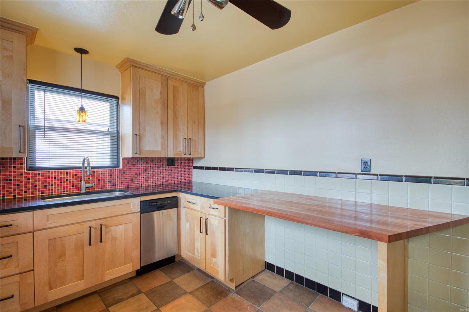 705 North Florissant Road St. Louis, MO 63135 - Photo 6 of 23 Gallery Image 6