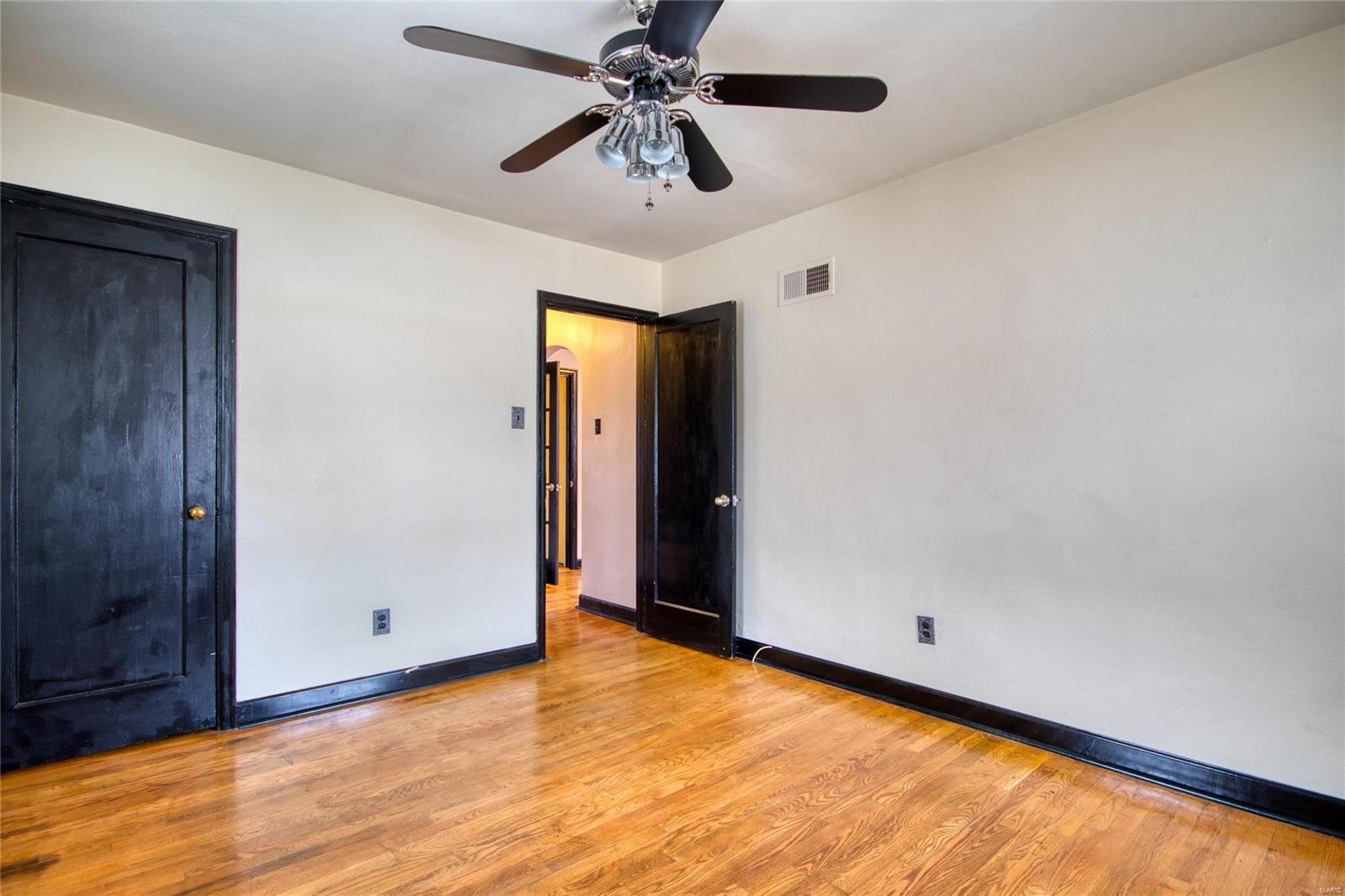 705 North Florissant Road St. Louis, MO 63135 - Photo 10 of 23 Gallery Image 10