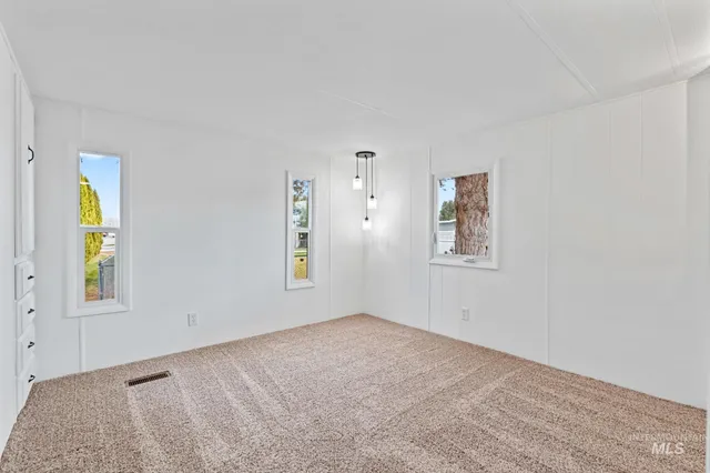 $89,900 | 358 Bonanza Street, Boise, ID 83713