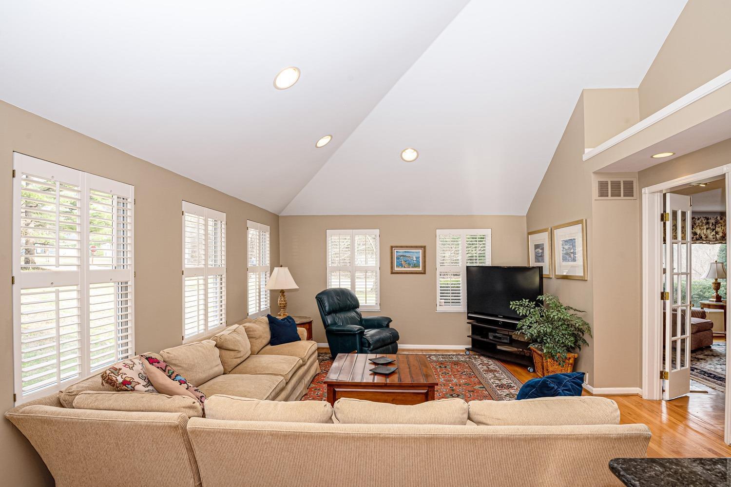 7650 Graves Road Cincinnati, OH 45243 - Photo 23 of 50