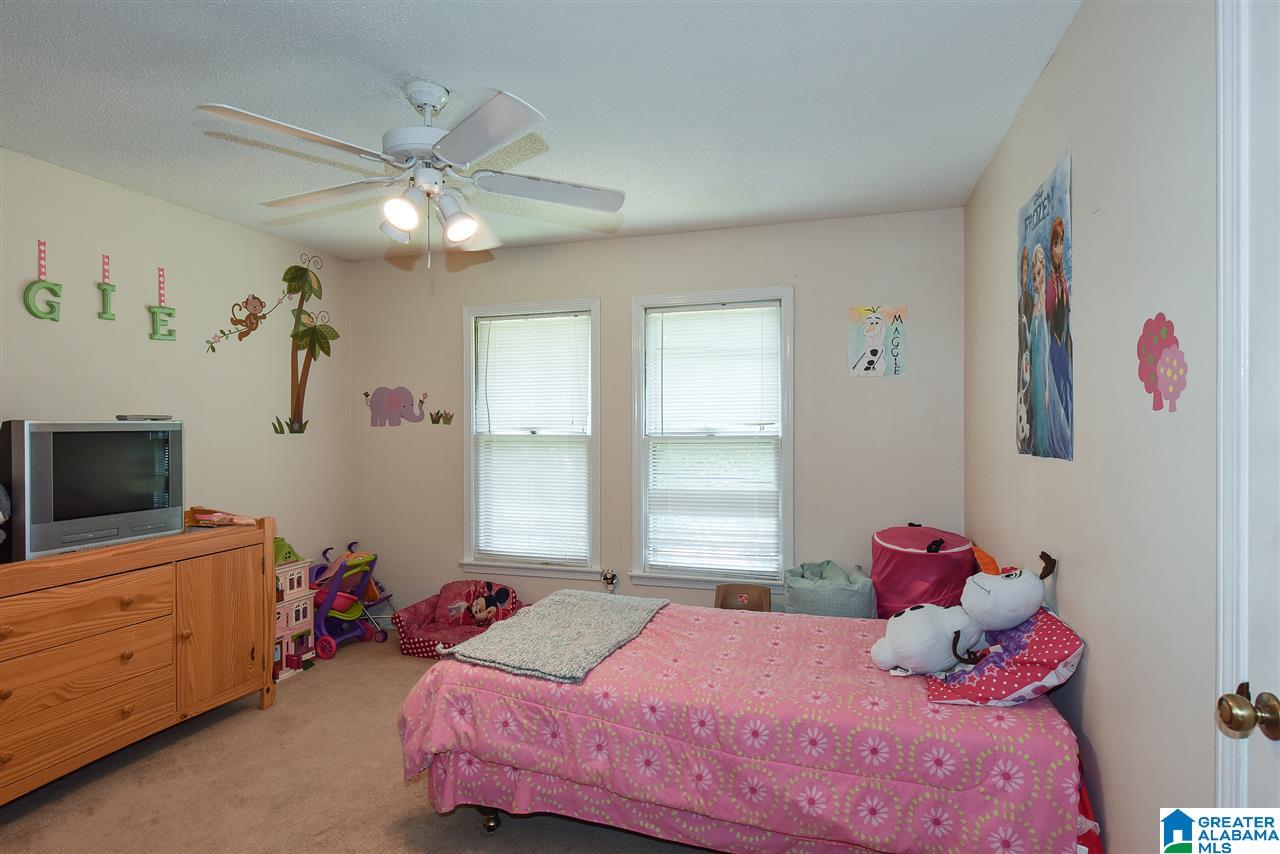 805 Round Hill Road Pelham, AL 35124 - Photo 29 of 40