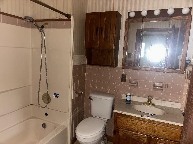 279 Hidden Valley Road Kenova, WV 25530 - Photo 8 of 19 Gallery Image 8