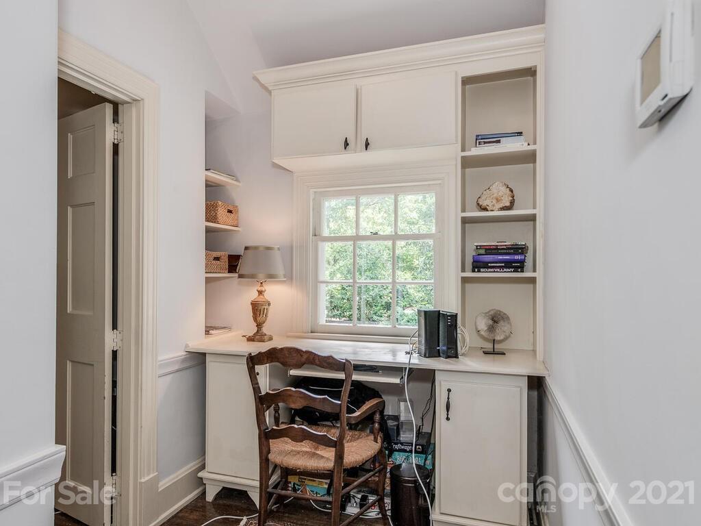 2001 Queens Road East Charlotte, NC 28207 - Photo 28 of 39 a workspace with a window