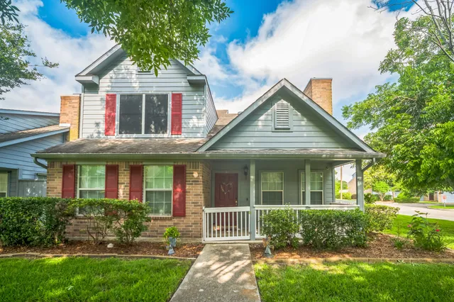 $314,900 | 2601 South Broadway Street, Unit 62, La Porte, TX 77571