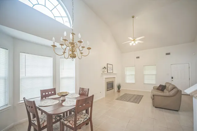 $314,900 | 2601 South Broadway Street, Unit 62, La Porte, TX 77571