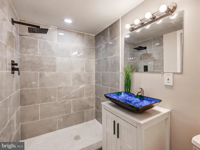 $375,000 | 5009 Walther Avenue, Baltimore, MD 21214