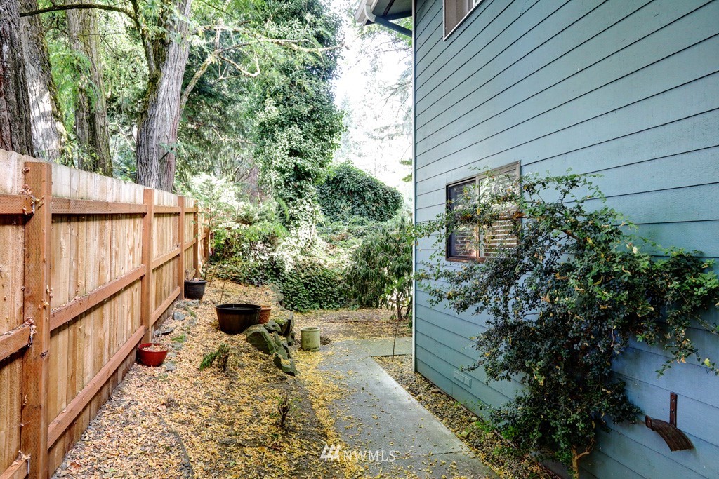 9906 Northeast 190th Street, Unit B Bothell, WA 98011 - Photo 15 of 18 Gallery Image 15