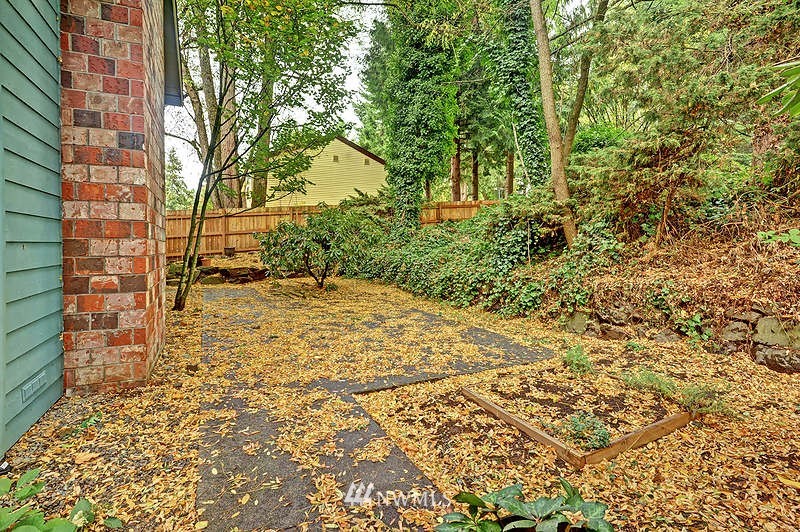 9906 Northeast 190th Street, Unit B Bothell, WA 98011 - Photo 16 of 18 Gallery Image 16