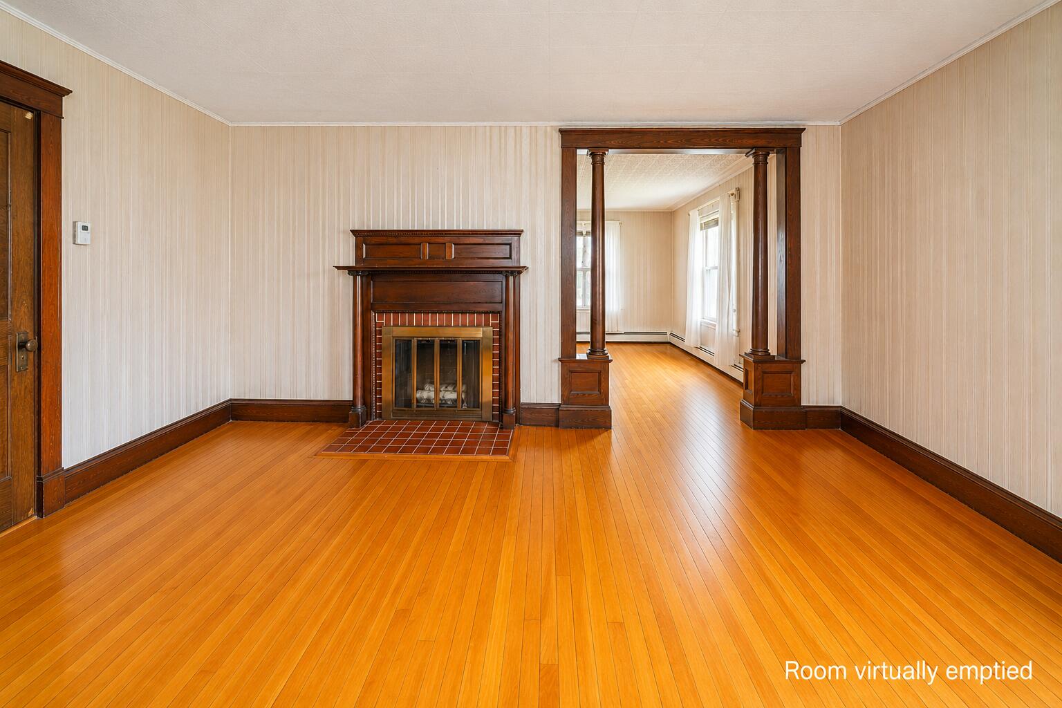 744 Hammond Street Bangor, ME 04401 - Photo 17 of 53 121 744 Hammond St Bangor Living Full vi