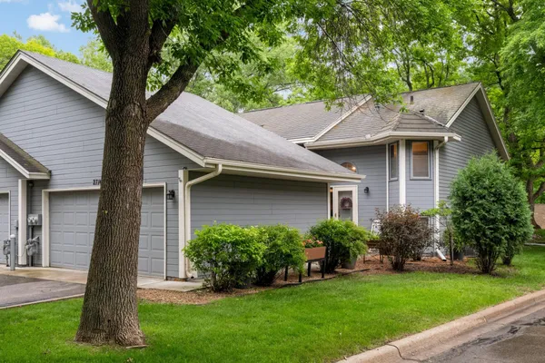 $285,000 | 2716 River Woods Lane, Burnsville, MN 55337