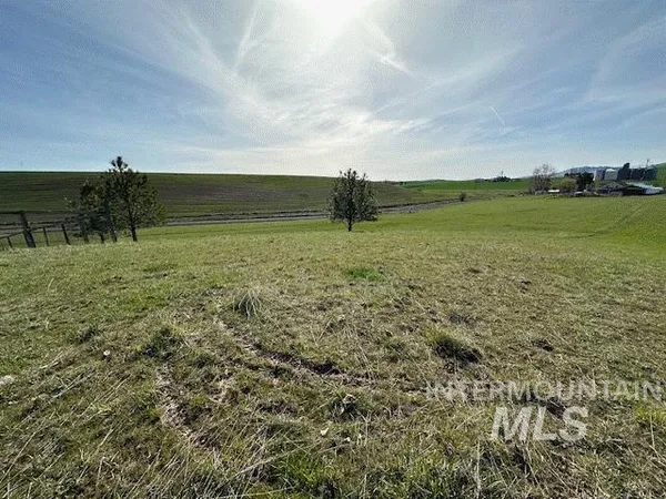 $179,000 | 0 Viola Lane, Viola, ID 83872