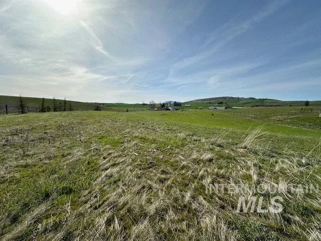 $179,000 | 0 Viola Lane, Viola, ID 83872