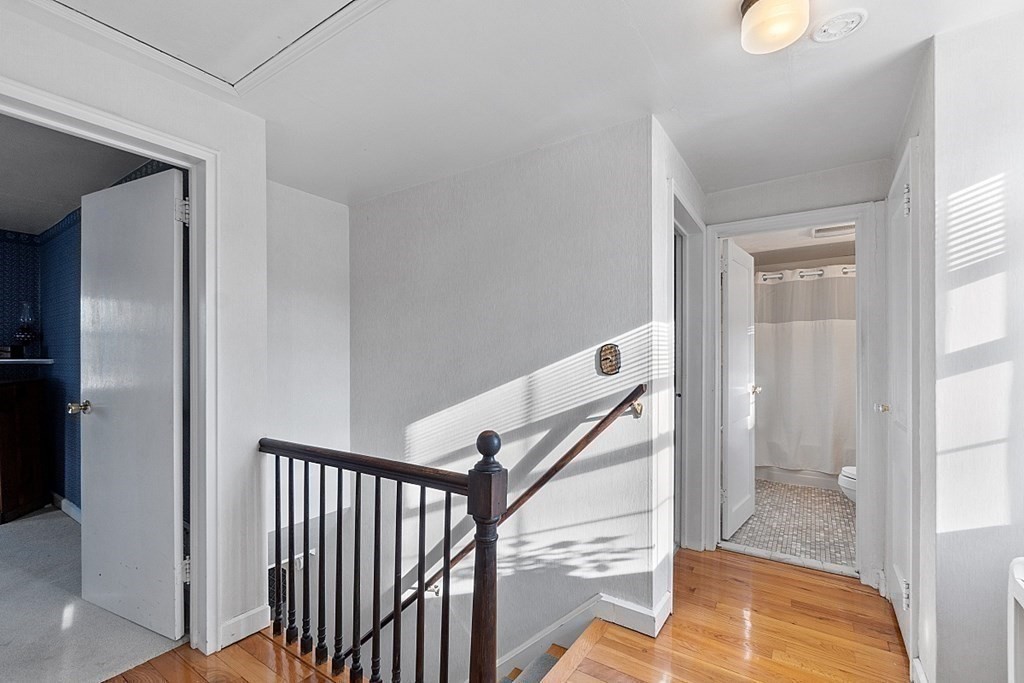 10 Sherwood Road Natick, MA 01760 - Photo 15 of 22 Gallery Image 15