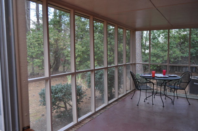 5237 Zebulon Road Macon, GA 31210 - Photo 19 of 33 a view of a dining room with furniture and window