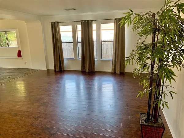 $2,095 | 2907 Donnell Drive, Round Rock, TX 78664