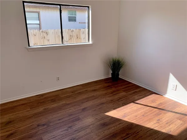 $2,250 | 2907 Donnell Drive, Round Rock, TX 78664