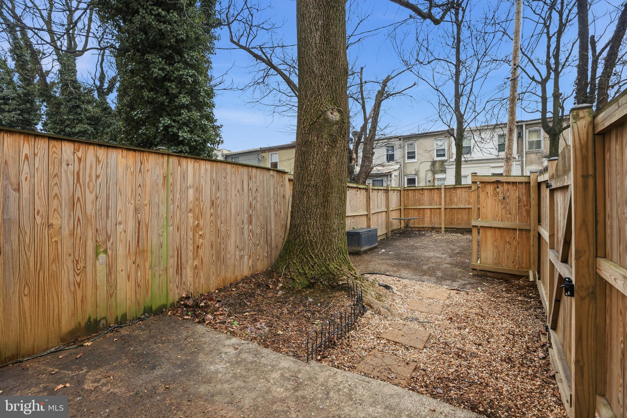 2736 Fox Street Baltimore, MD 21211 - Photo 2 of 30 Gallery Image 2