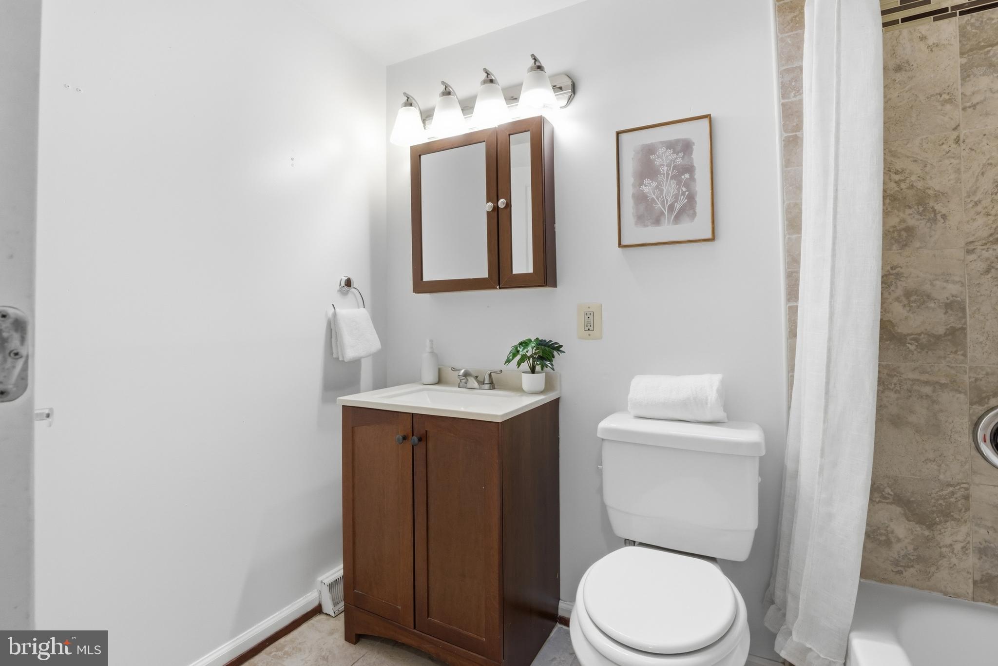 2736 Fox Street Baltimore, MD 21211 - Photo 25 of 30 Gallery Image 25