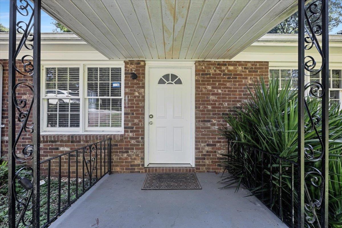 201 Michael Street Spartanburg, SC 29301 - Photo 4 of 48