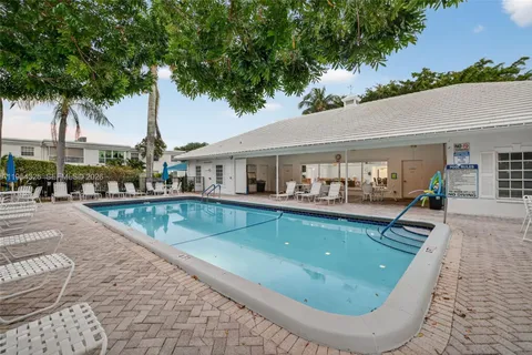 $475,000 | 6471 Bay Club Drive, Unit 3, Fort Lauderdale, FL 33308