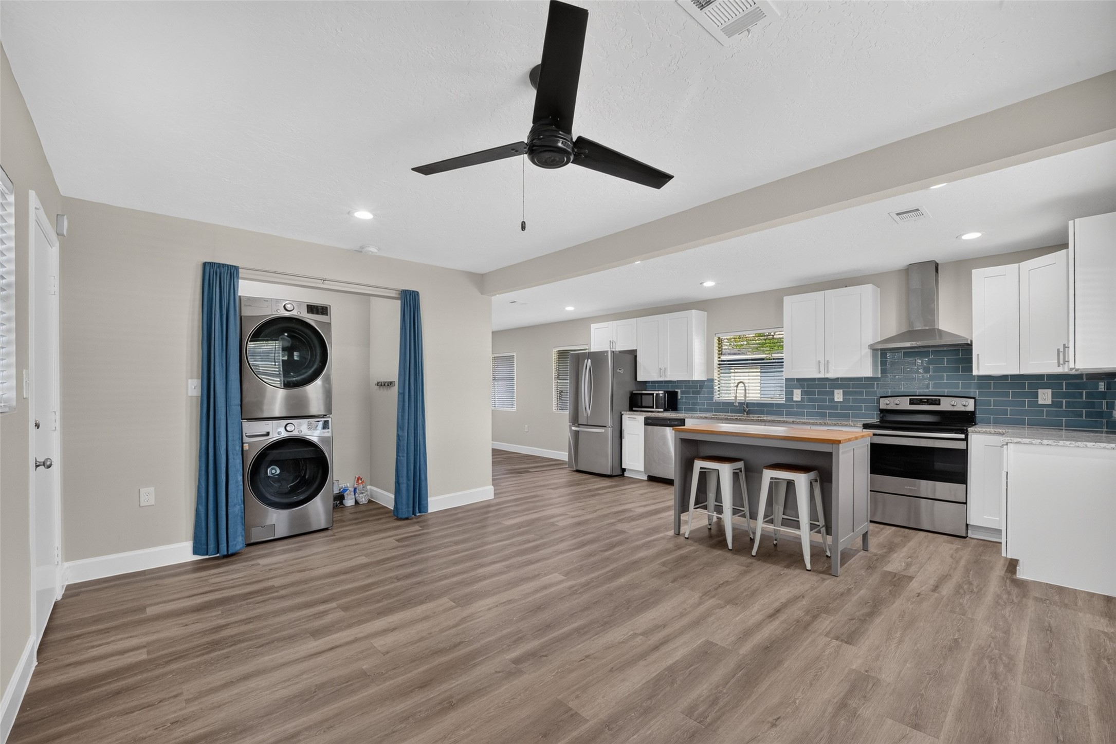 5217 Pomander Road Houston, TX 77021 - Photo 7 of 18 Washer and Dryer included!