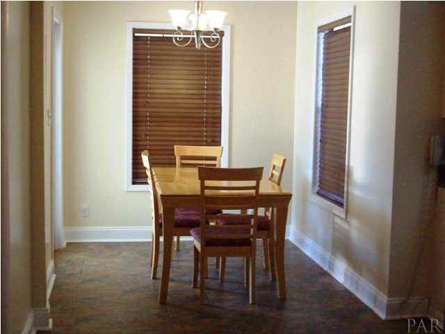 95 Stallworth Road Atmore, AL 36502 - Photo 11 of 24 eating area