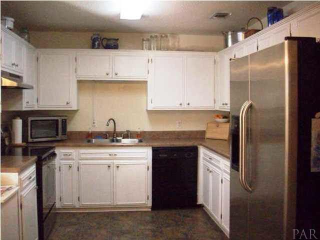 95 Stallworth Road Atmore, AL 36502 - Photo 8 of 24 kitchen