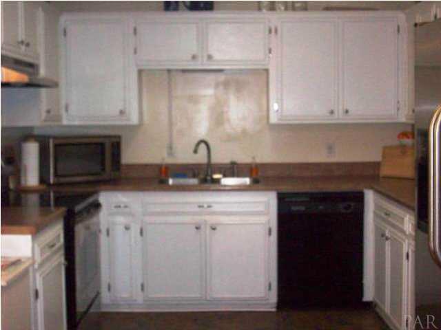 95 Stallworth Road Atmore, AL 36502 - Photo 9 of 24 kitchen