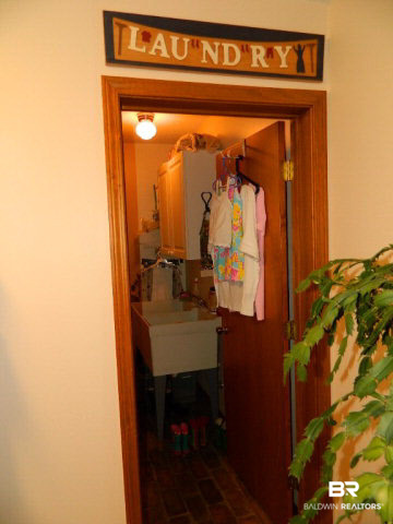 21372 County Road 49 Silverhill, AL 36576 - Photo 44 of 50 laundry off mud room