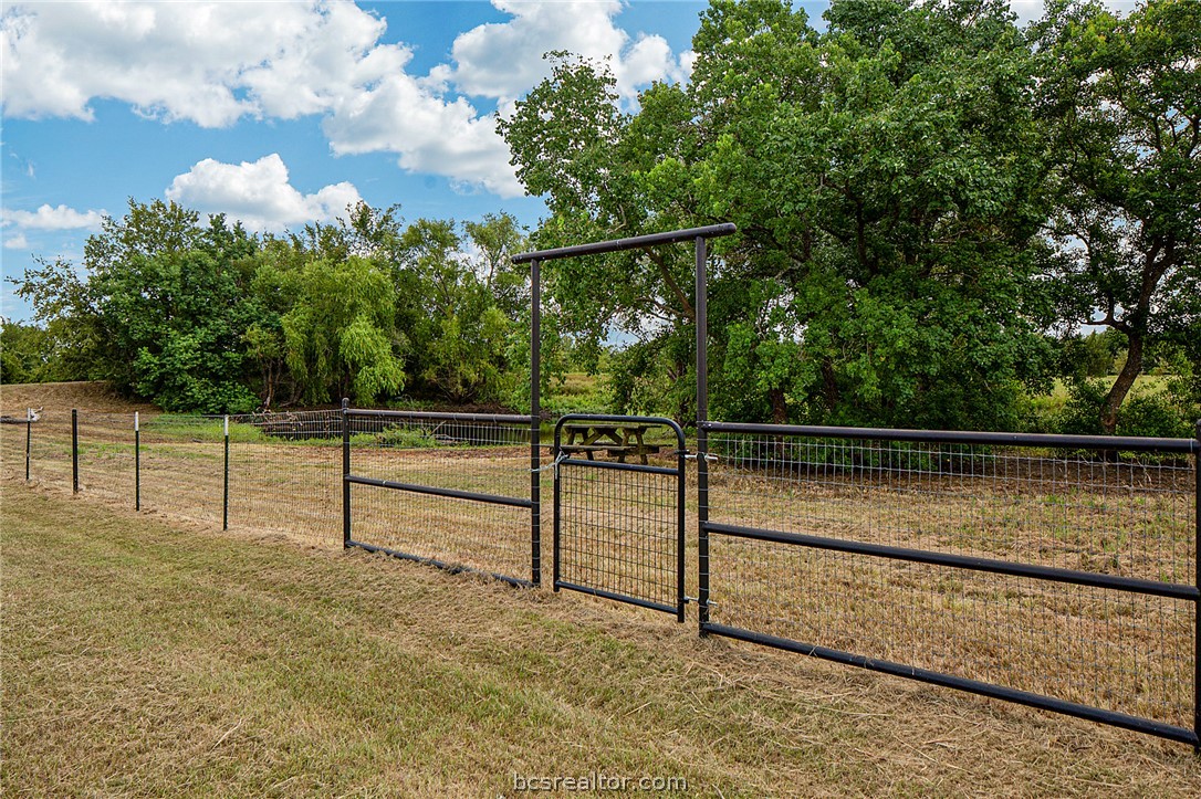 4366 Collette Lane Bryan, TX 77808 - Photo 30 of 37