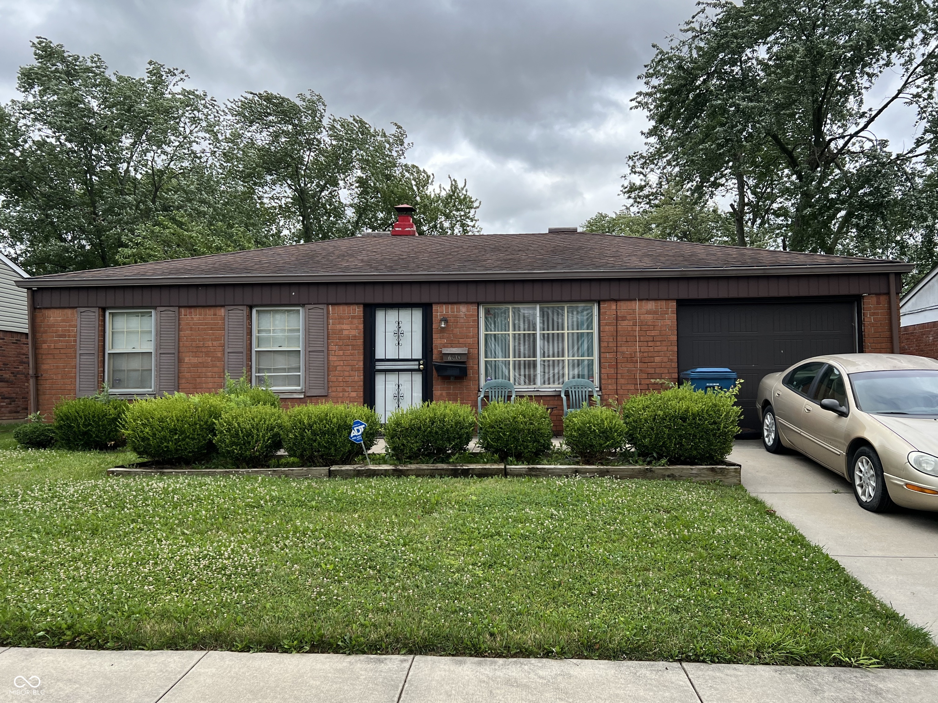 7903 Roy Road Indianapolis, IN 46219 - Photo 1 of 15 Gallery Image 1