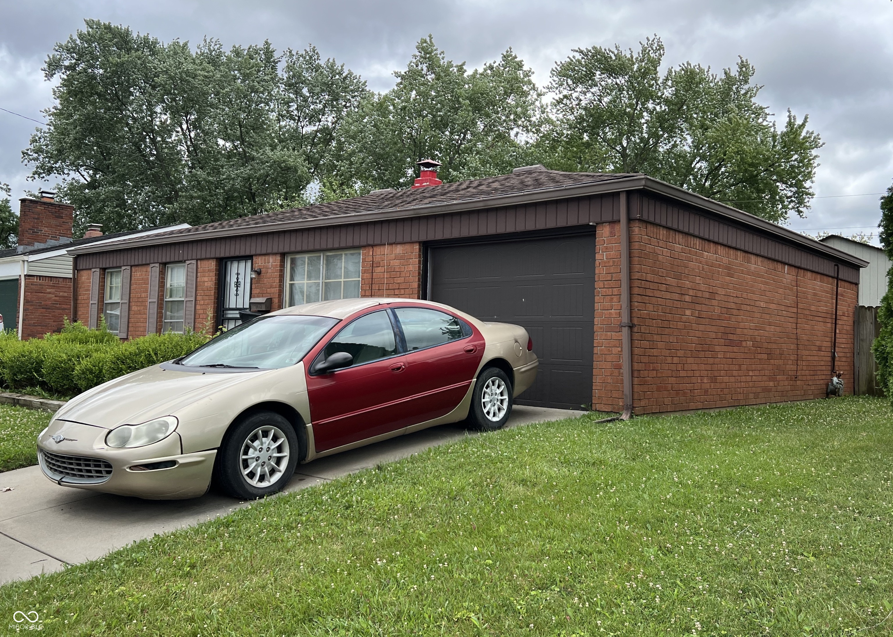 7903 Roy Road Indianapolis, IN 46219 - Photo 2 of 15 Gallery Image 2